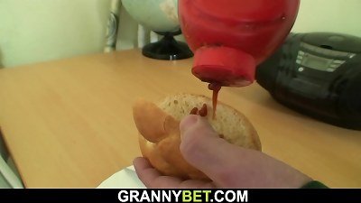 dude picks up hefty bra-stuffers grandma in cafe