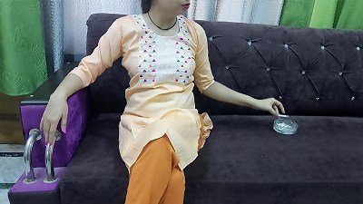 Hindi couple romance, boyfriend woos girlfriend to have very first time hookup with love, romantic mood, xxx in Hindi