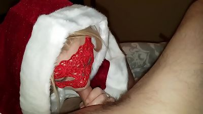 sizzling light-haired milf gives xmas sensual deep throat I got her at tindurs.com