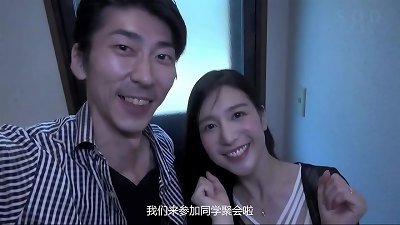 Participated in a class reunion, couldn't resist cheating and had hookup with an older classmate