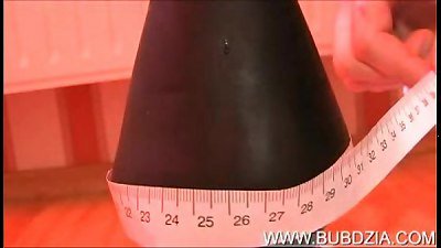 Bubdzia with huge butt plugh