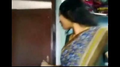 Indian Hot Horny desi aunty takes her saree off and then sucks cock her devor part 1 - Wowmoyback