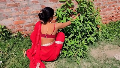 18 yr aged Indian nymph Outdoor Garden tidy After hookup With manager With Clear Hindi Voice