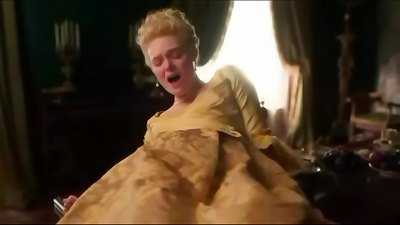 Elle Fanning sumptuous climax (Looped)