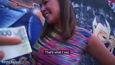 Public Agent Elisa Tiger smashed doggystyle Below Highway