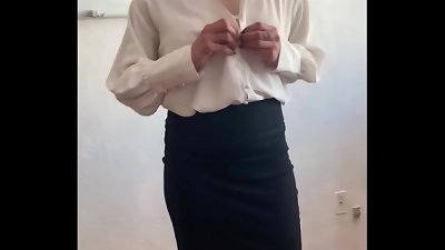 ALUMNO se COGE a su MAESTRA en el SALON! Les Cuento una ANECDOTA? ME COGI A MI MAESTRA VERO en el salon de Clases Cuando me Estaba Dando Clase! Ella es una milf MEXICANA Muy RICA! PARTE 2