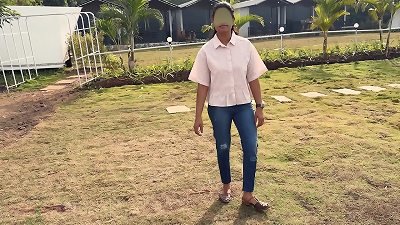 Komal went on vacation with her spouse and went to the neighbor's room and got fucked.