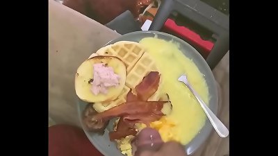 jizzed in my own food then I licked it