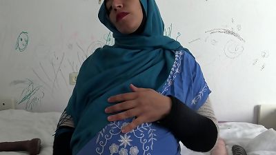 hot algerian arab hotwife wife living in France