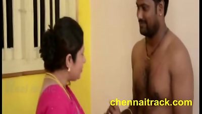 Tamil Aunty Seducing subordinated