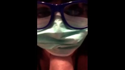 CORONAVIRUS sucer en confinement contamin&eacute; covid-19